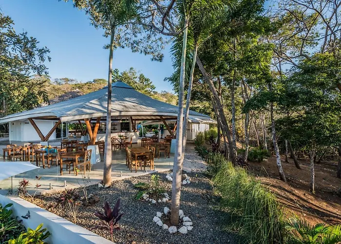 Hotel Mikado Natural 4*