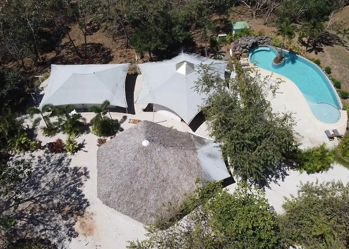 Mikado Natural Hotel 4*