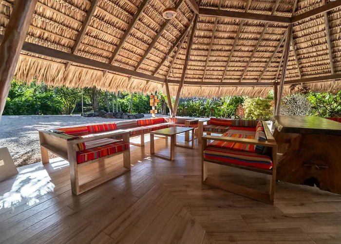 Mikado Natural Hotel 4*